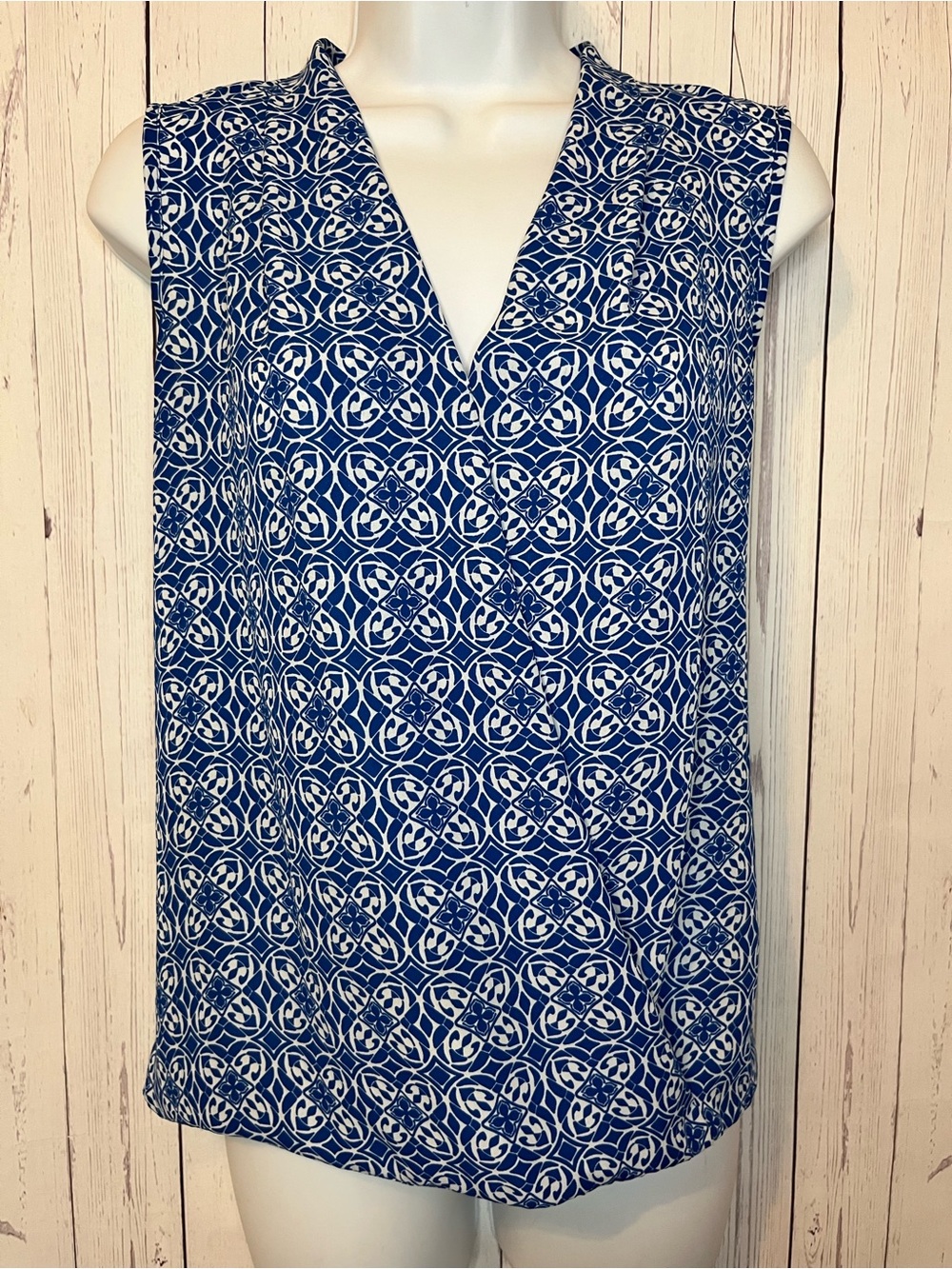Pink Rose Women’s Size Medium Faux Wrap Top Blue & White